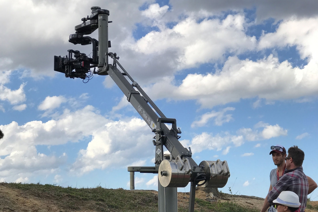 Camera Cranes Light and Motion