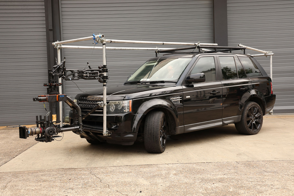 Tracking Range Rover Camera Car | Light and Motion
